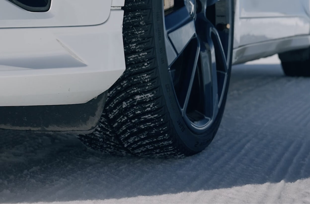 P Zero Winter 2 - Car tyre | Pirelli